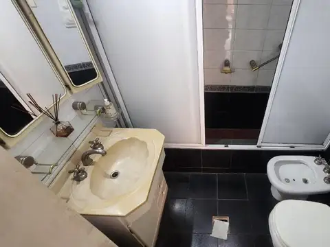 Depto Tipo Casa en Venta en Lanus Oeste, USD 47.000