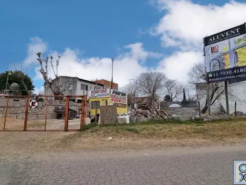 ¡LOTE ESQUINA! COMERCIAL EN VENTA! EN DEL VISO,SOBRE COLECTORA RAMAL PILAR, EXCELENTE UBICACIÓN!