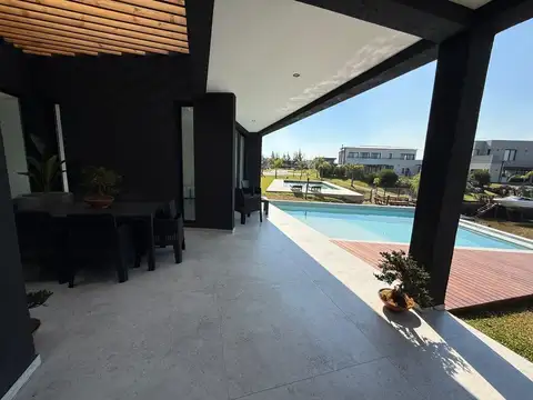 Casa en Venta en Villanueva, USD 495.000