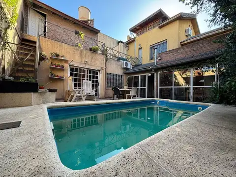 VENTA CASA 5 AMBIENTES RAMOS MEJIA