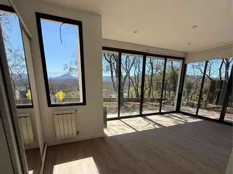 Casa en Venta en Valle Escondido, USD 290.000