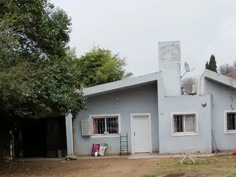 Venta de Casa 3 dorm. Gran Patio. Zona Norte, cercana a colegios y centros comerciales
