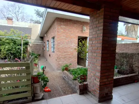 Casa en Venta con 1 cochera