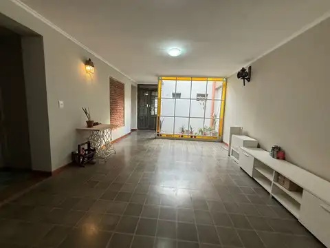 Casa en Venta en Campana, USD 150.000