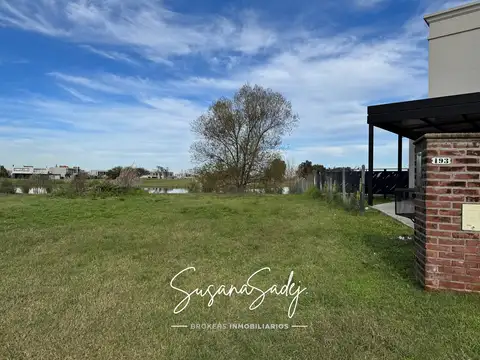 Barrio El Cantón golf 300