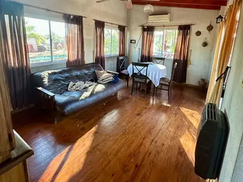 Casa en Venta con 1 cochera