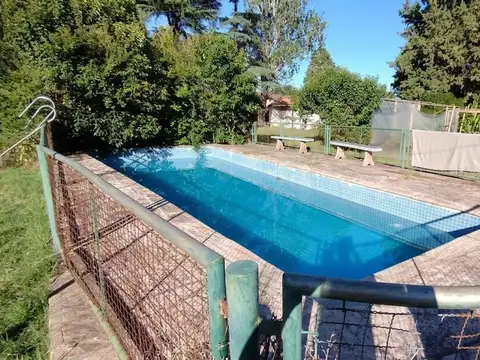 Venta Casa Quinta sobre un lote de 753 M2 Bosques