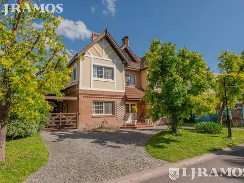 Casa en Venta de 4 dormitorios