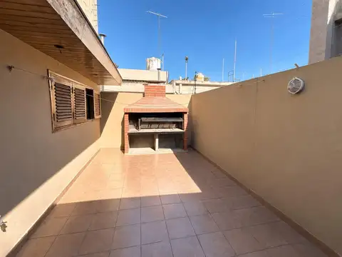 Depto Tipo Casa en Venta con 1