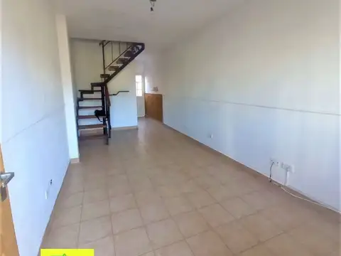 Casa en Alquiler en Ramos Mejía, $ 750.000