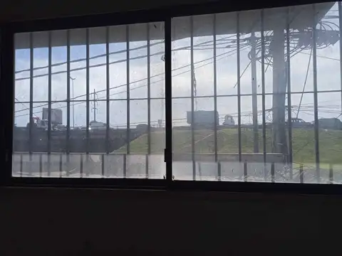 Oficina en Alquiler 202 y Panamericana - Torcuato