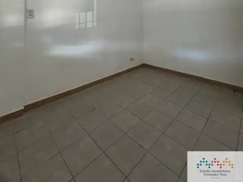 Depto Tipo Casa en Venta 50 años