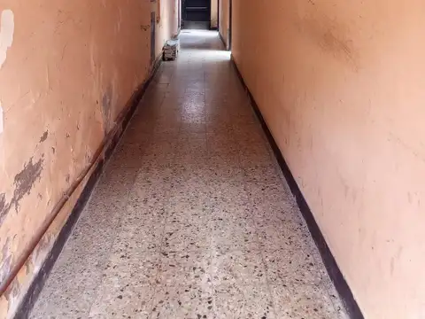 Casa 9 ambientes con 3 baños