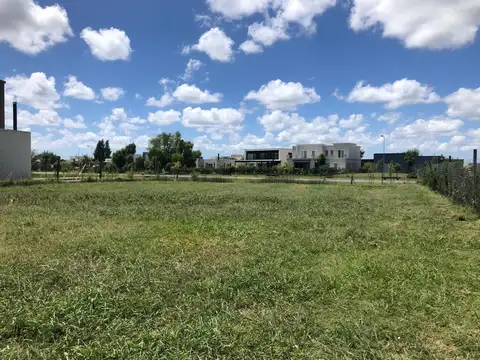 Terreno en Venta en El Cantón - Barrio Islas, USD 80.000