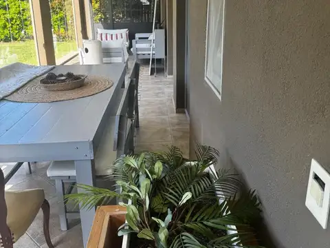 Casa en Alquiler Temporal en Laguna Del Sol, USD 5.000