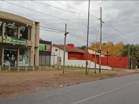 Camino General Belgrano e/ 491 y 492