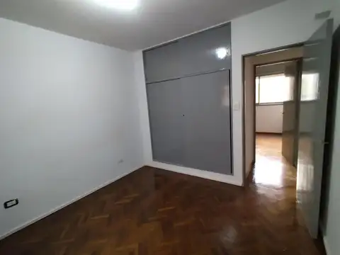 Departamento en Alquiler en Centro, $ 550.000