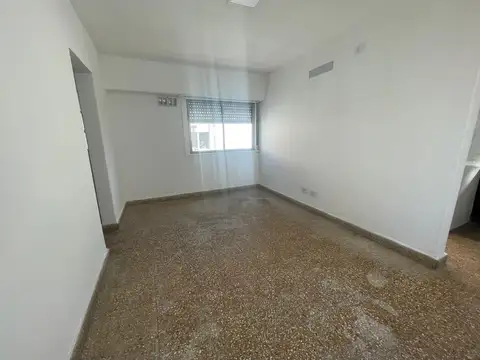 Departamento en Alquiler en Ituzaingo, $ 700.000