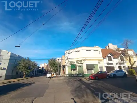 San Lorenzo al 2600 a metros de Av. Freyre