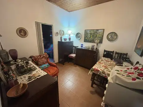 CASA 4 AMBIENTES EN VENTA LLAVALLOL