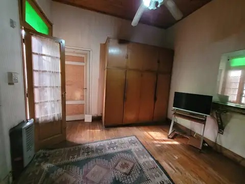 Depto Tipo Casa en Venta 40 años