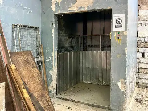 Deposito 900m2 - Ayolas y Posadas