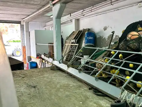 Deposito 900m2 - Ayolas y Posadas