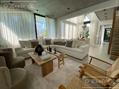 Casa 4 ambientes con 3 baños