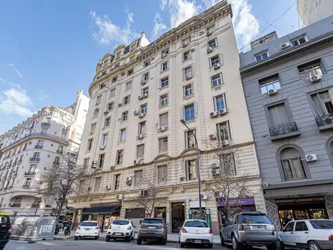 Venta estudio/ oficina en Tribunales