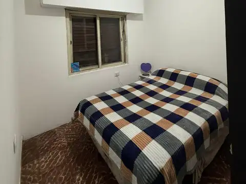 Casa en Venta en Isidro Casanova, USD 58.000