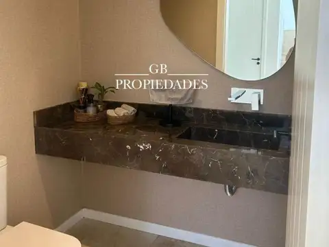 Alquiler de Casa 7 Ambientes en Ayres Plaza, Pilar