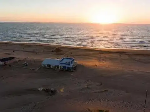 Terreno en Venta 50  mts Fondo