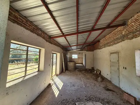 Casa 3 ambientes con 1 baño