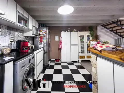 Casa en Venta con 1 cochera