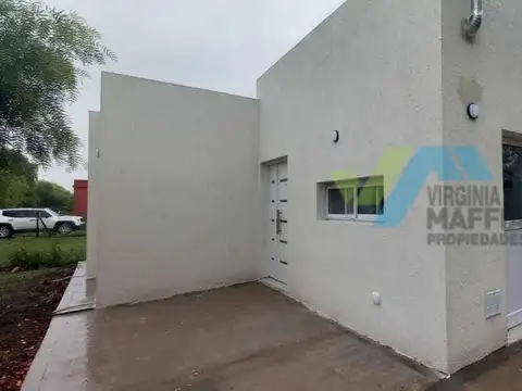 OPORTUNIDAD CASA A LA VENTA BARRIO CERRADO SAN RAMON PILAR DEL ESTE 1000