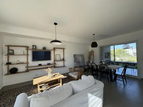 DUPLEX  EN COMPLEJO TORTUGAS DECS