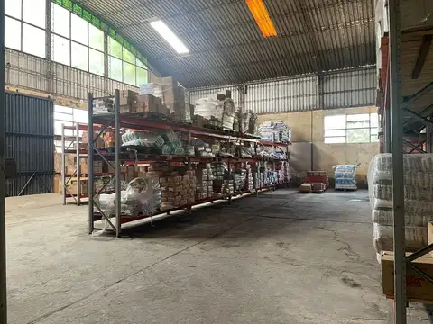 VENTA | INMUEBLE EN ESQUINA IDEAL PARA DEPÓSITO O LOGÍSTICA – POSADAS