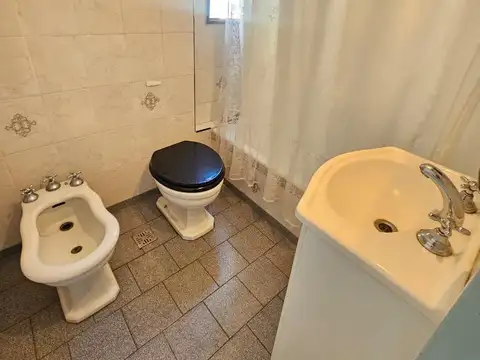 Venta de departamento - 2 ambientes - Lateral - Con balcón - Zona Aldrey - Mar del Plata
