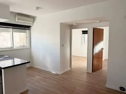 Venta tres ambientes en microcentro APTO CREDITO