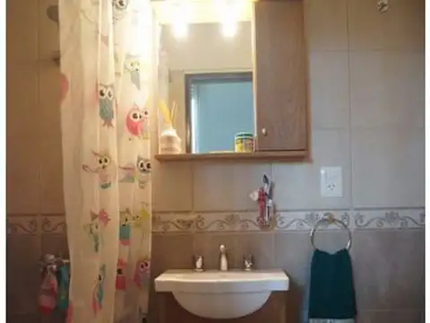 Depto Tipo Casa 3 ambientes con 2 baños