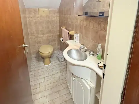 Casa en lote propio  jardin garage 3 dormitorios 3 baños