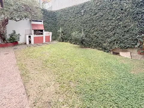 Casa en lote propio  jardin garage 3 dormitorios 3 baños