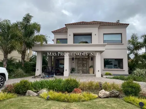 Venta Casa en Saint Thomas 4 Dormitorios Canning