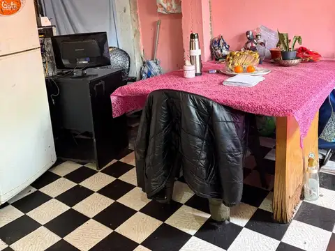 Casa 5 ambientes con 2 baños