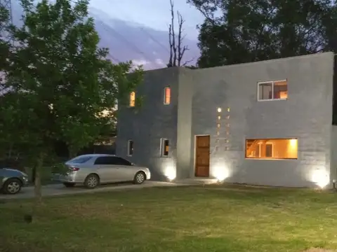 Casa en Venta al Este