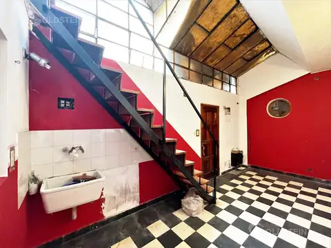 Depto Tipo Casa en Venta de 2 ambientes