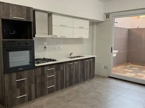 José León Cabezón 2800