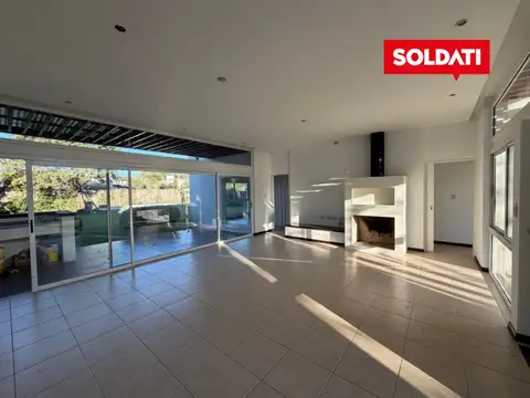 Casa en Venta al Este
