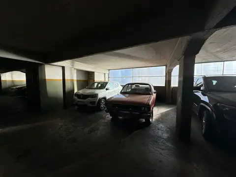 Cochera en Venta Fija