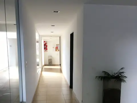 DEPARTAMENTO 2 AMBIENTES VENTA CASEROS CON COCHERA